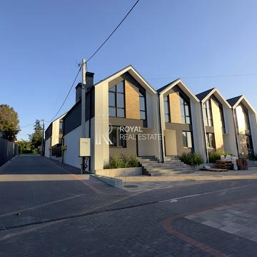 Молодіжна вул.