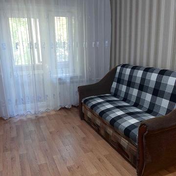 Жуля Верна бульв. (Ромена Роллана), 6/10