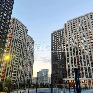 Дніпровська набережна вул., 20-Б