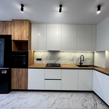 Стильна квартира з сучасним ремонтом у Бучі