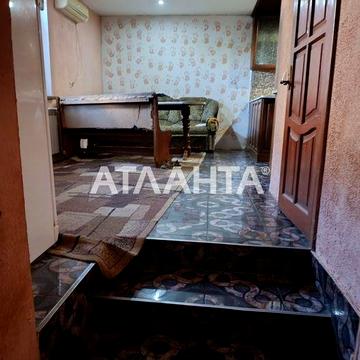 Дом в Нерубайском с гаражом, документами и коммуникациями