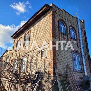 Добротный зимний дом-дача в Христиновке.