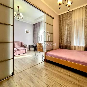 Продаж 2к Квартира Свободи вулиця