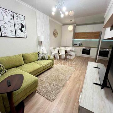 Салютна вул., 2к9