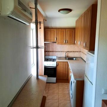 Андрія Малишка вул., 27