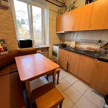 Печерськ. Здам 3 кім.кв, вул. Катерини Білокур 1