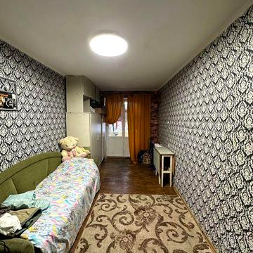 Продаж 3-кімнатної квартири у цегляному будинку на Сигнівці!