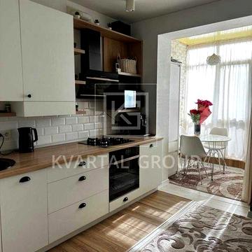 ПРОДАЖ 1к квартири! Центр міста! Є лоджія та балкон! БЕЗ КОМІСІЇ!