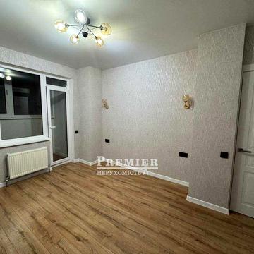 1 комнатная квартира 40 м2 с Ремонтом ЖК Радужный