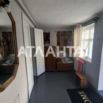 Два будинки на великій ділянці в с.Маяках