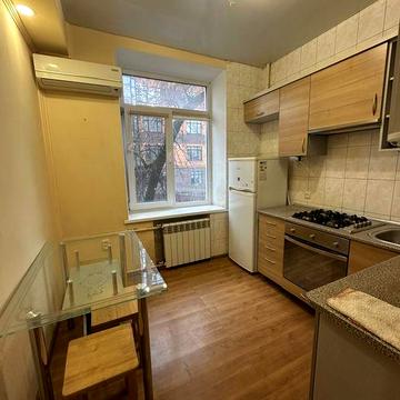 Оренда 3-кімнатної квартири, Металургів