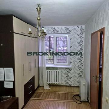 Миколи Василенка вул., 25/18;18/25