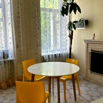 Саксаганського вул., 147/5