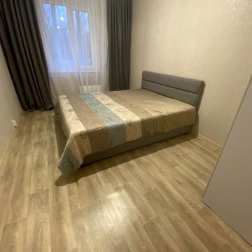 Бережанська вул., 14