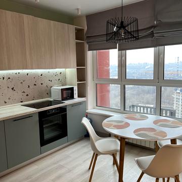 Набережно-Рибальська дорога вул., 27