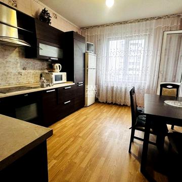 Оренда! 2-х кімнатна Дарницька площа, Сосницька,19!