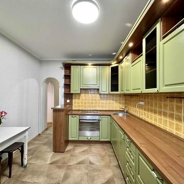 Макіївський пров., 2