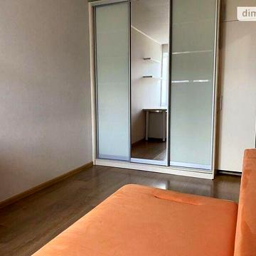 Довгострокова оренда 2к Квартира Національної Гвардії (Уральська) вулиця