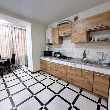 Велика Однокімнатна квартира