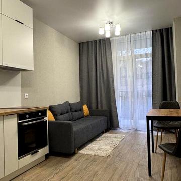 Здам 1-кімнатну кв, Академіка Глушкова 42. Перша здача. Власник