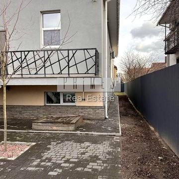 Волошкова вул.