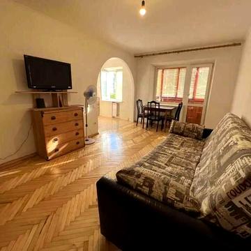 Орегдп трикімнатної квартири , Вул. Светлова 3