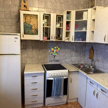 Академіка Єфремова вул. (Командарма Уборевича), 29/22