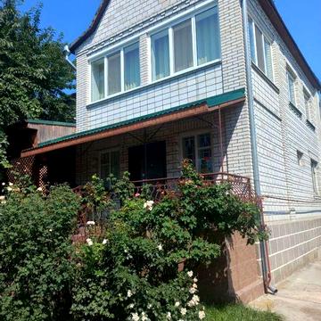 Продам 2-х поверховий будинок