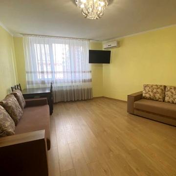 Єлизавети Чавдар вул., 13