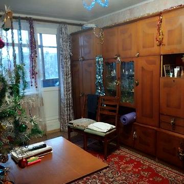 Продам 2 комнатную квартиру 3/9 ,м Дворец Спорта