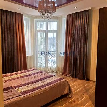 Мокра вул. (Кудряшова), 18