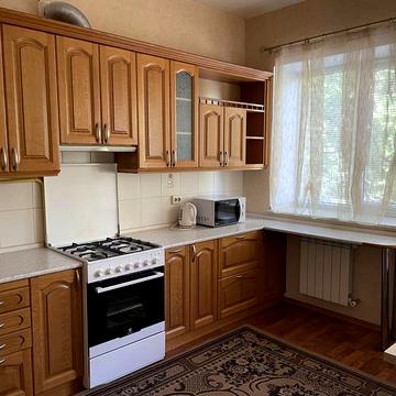 Оренда 2 кімнатної квартири по пр. Металургів від власника