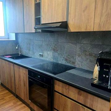 Продам квартиру (напів особняк) в центрі Мукачево