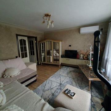 Продаж 4-кімнатної квартири