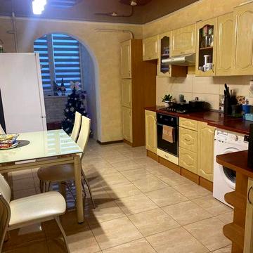 ТЕРМІНОВО! Продам 2- кімнатну квартиру Немирів 49 кв м