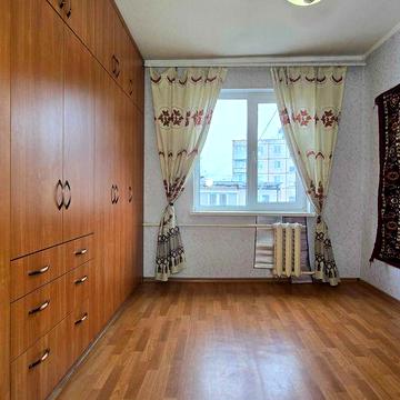 Сдаю квартиру на 129кв (Покровский район)