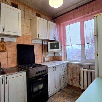 Сдаю квартиру на 129кв (Покровский район)