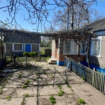 Продається будинок с. Сахкамінь