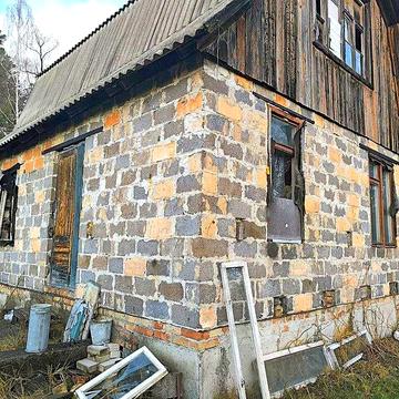 Продам дачу та 10сот.землі біля лісу в тихому місці,в с.Миколаївка