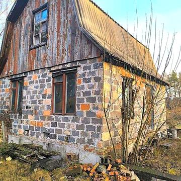 Продам дачу та 10сот.землі біля лісу в тихому місці,в с.Миколаївка