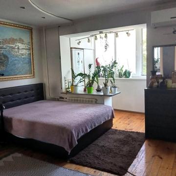 Героїв полку "Азов" вул. (Маршала Малиновського), 1-А