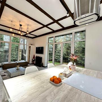 Оренда будинку в передмісті Києва