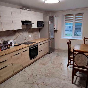 Здам квартиру на довготривалий період.Власник.Перше поселення.