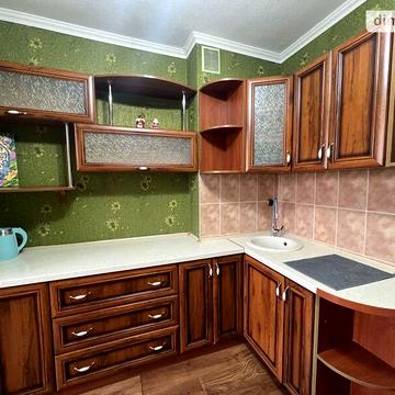 Довгострокова оренда 1к Квартира Героїв Крут (Комсомольська) вулиця