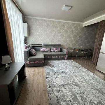 Оренда нового будинку з своім двором. Біля парку. Поблизу центра