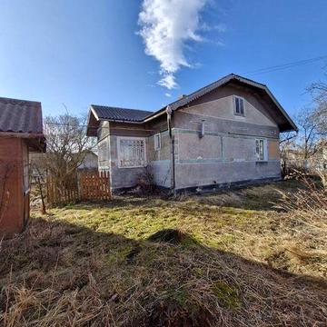Будинок з землею 14 сотих. Неподалік Івано-Франківська.