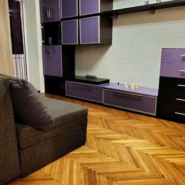 Гетьмана Павла Полуботка вул. (Попудренка), 32