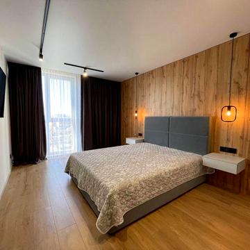 Оренда квартири в ЖК Ріел Сіті, вул.Рудненська.2 кімнати+ кухня-студія