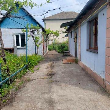 Сдам 3 комнатный дом на длительно. Ленпоселок