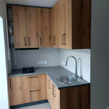 Здам нову квартиру на Малишка 27 до  7 хв м. Чернігівська!